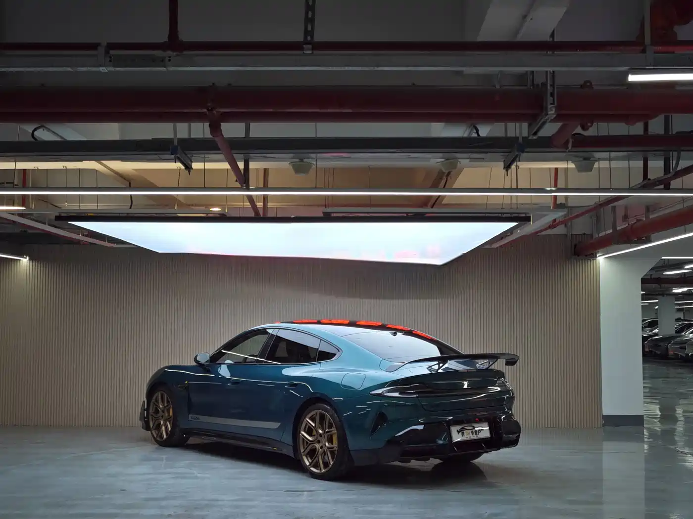 XIAOMI CAR XIAOMI SU7 ULTRA