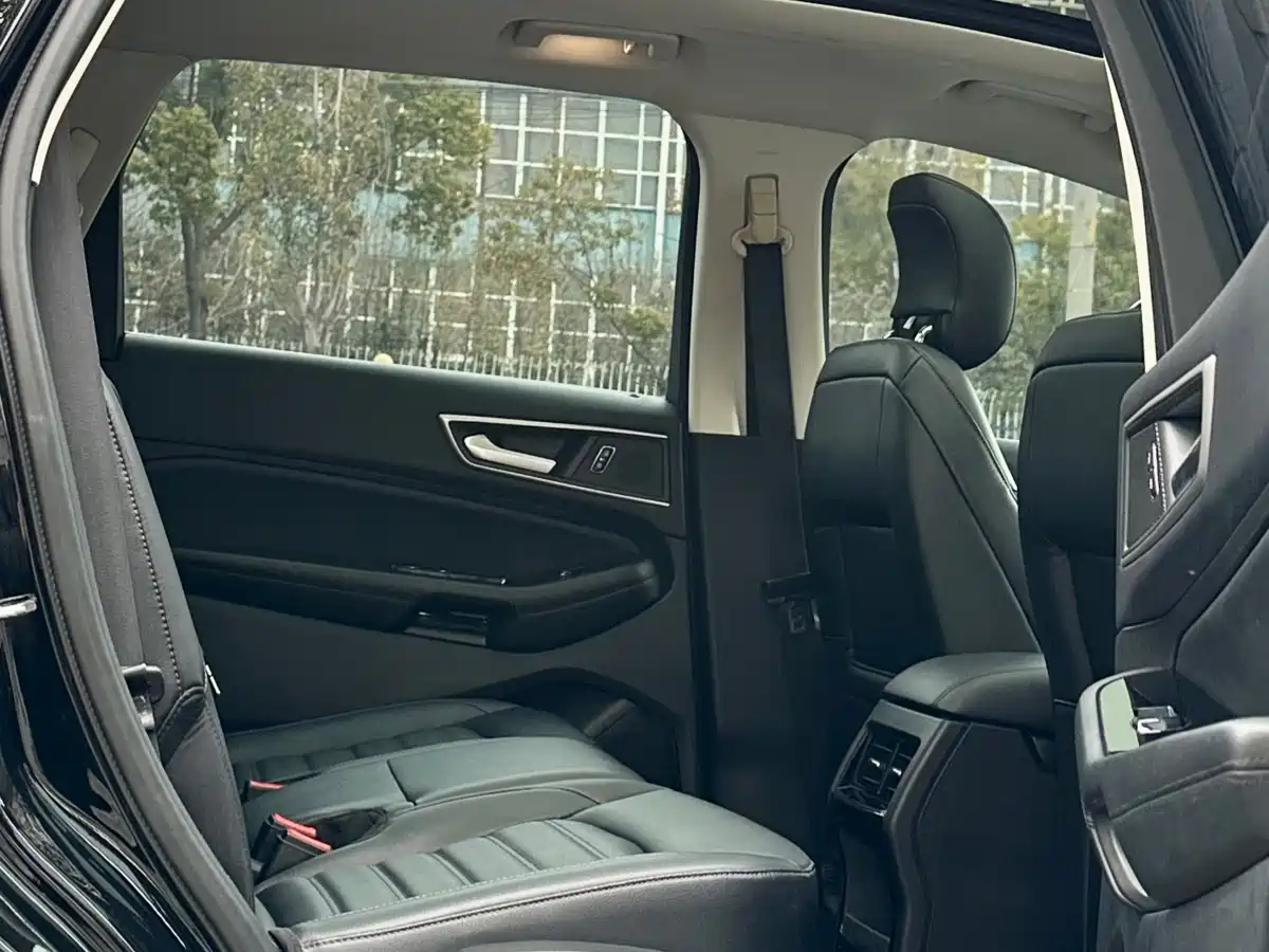 Ford Edge 2020 2020 EcoBoost 245 FWD Platinum 5-seater