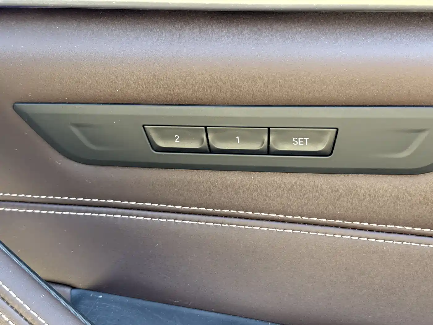 BMW 5 SERIES NEW ENERGY