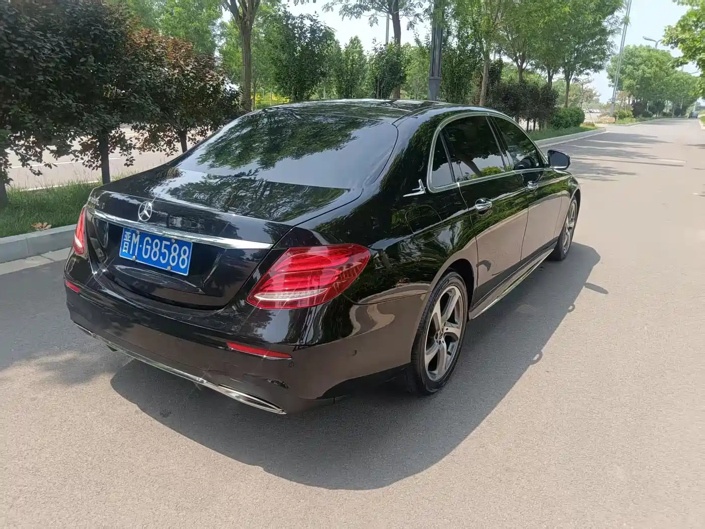 Mercedes-Benz E-Class 2018 Facelift E 300 L Luxury фото 6