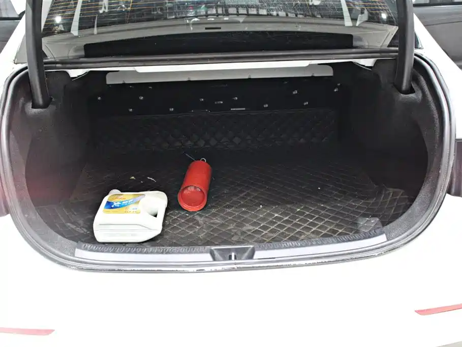 Mercedes-Benz A-Class 2020 A 200 L Sport Sedan фото 13