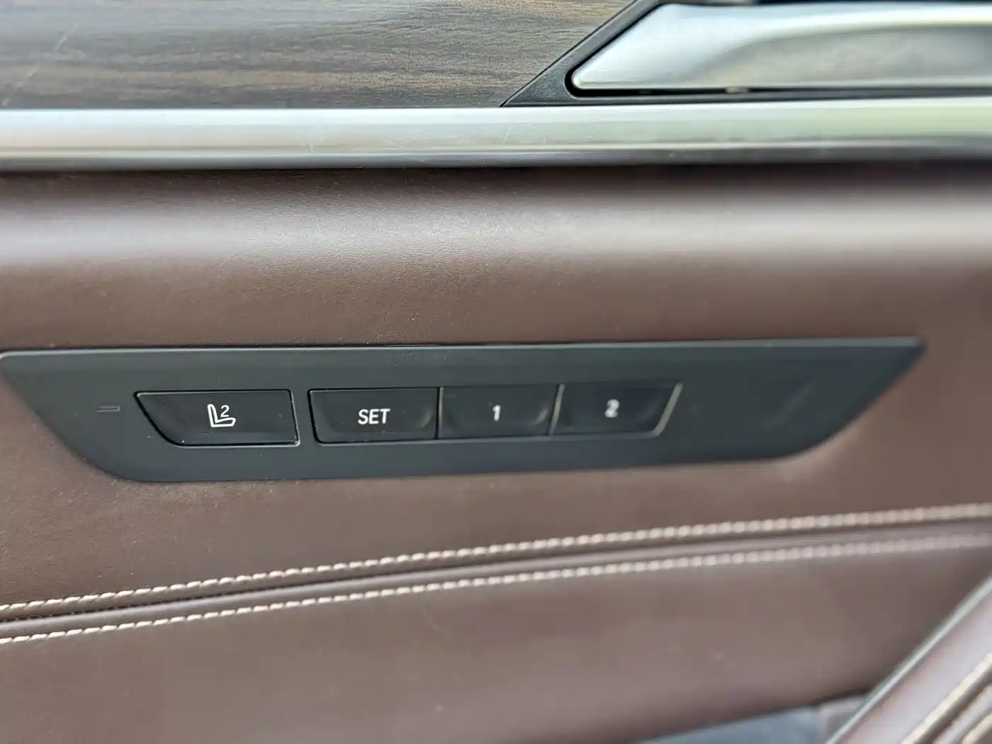 BMW 5 Series New Energy 2020 530Le Range Upgrade Pioneer Edition фото 38
