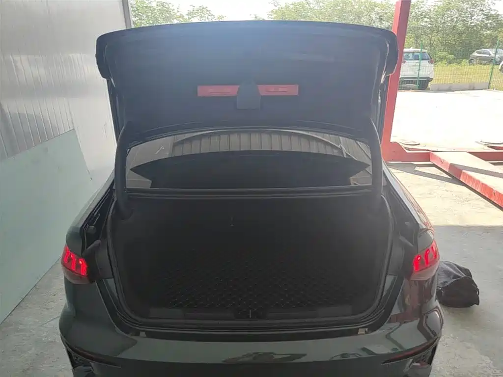 Audi A3 2024 Model A3L Limousine 35 TFSI Fashion Sport фото 19