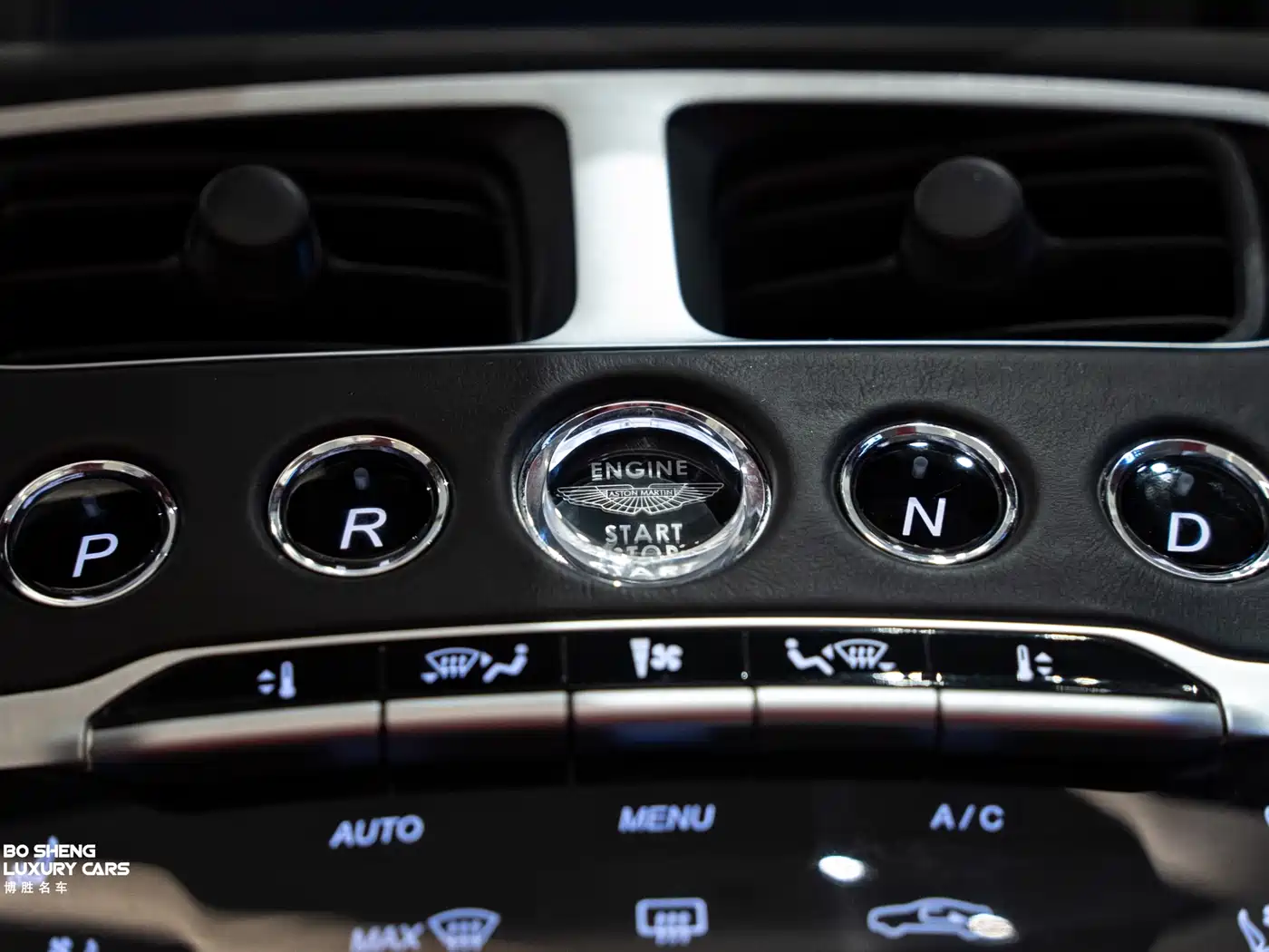 Aston Martin DB11 2019 4.0T V8 Volante фото 30