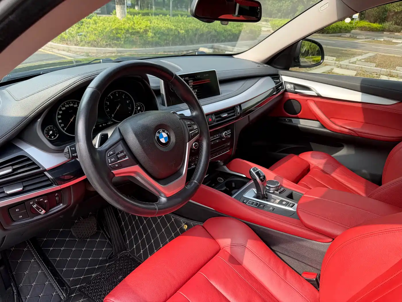 BMW X6 2015 xDrive35i Leading Type фото 4