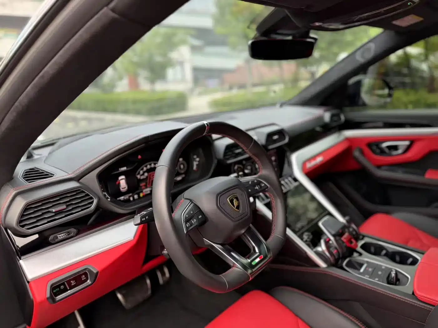 Lamborghini Urus 2021 4.0T V8 фото 4