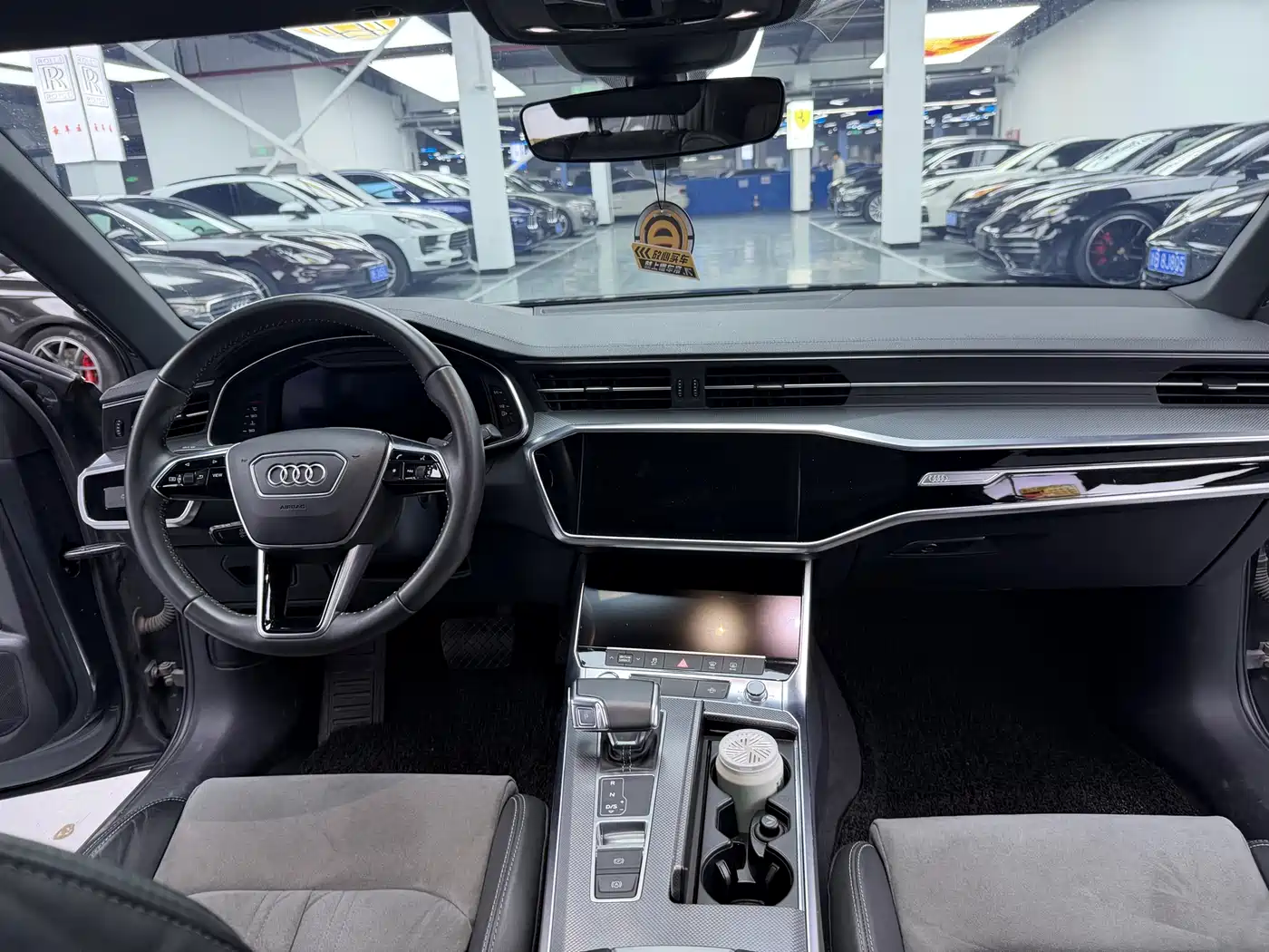 Audi A6L 2020 40 TFSI Luxury Dynamic фото 9