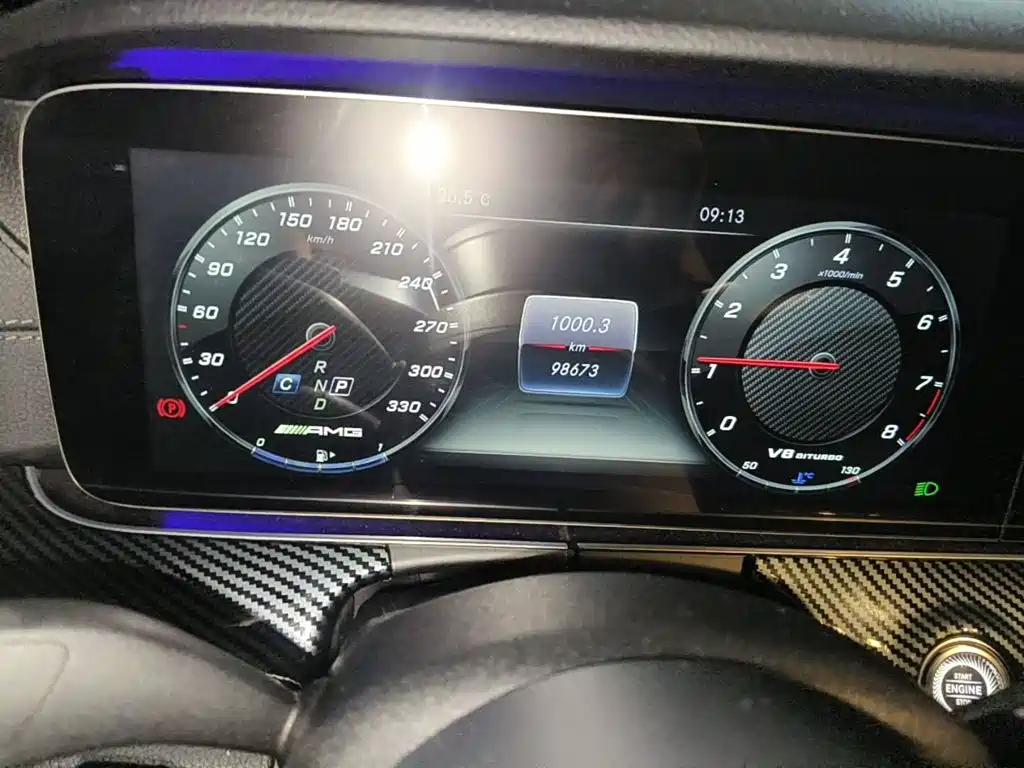 Photo 4 - Mercedes-Benz E-Class