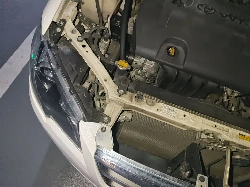 Toyota Corolla 2013 1.6L Automatic Excellence Edition фото 21