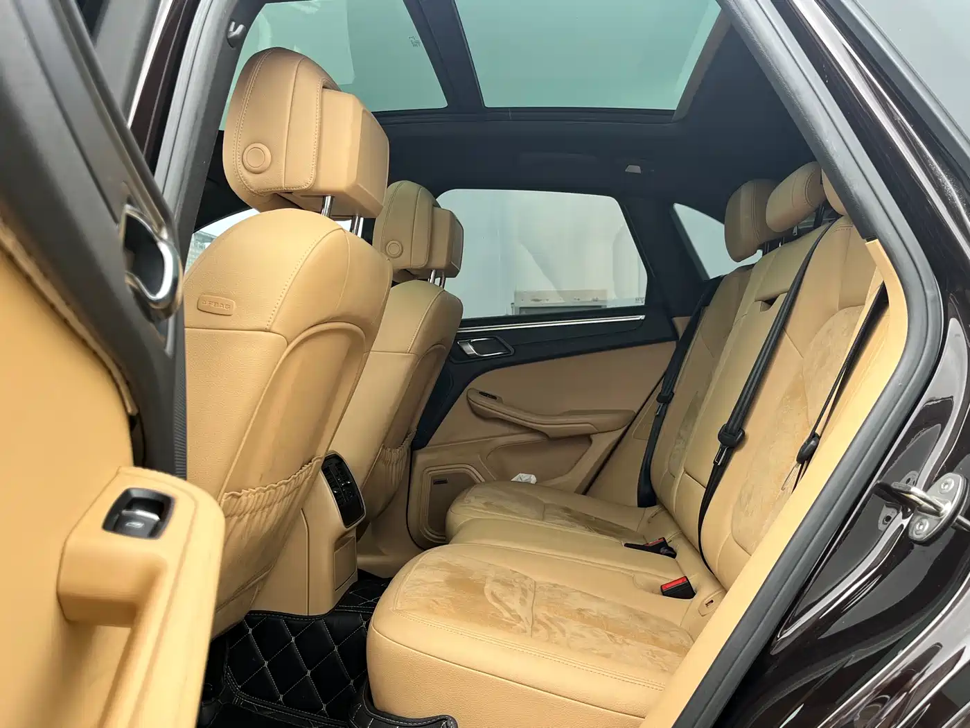 Porsche Macan 2017 Macan 2.0T фото 8