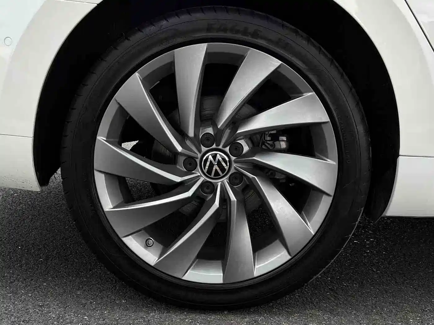 Volkswagen FAW-Volkswagen CC 2021 380TSI Eye-catching Edition фото 15