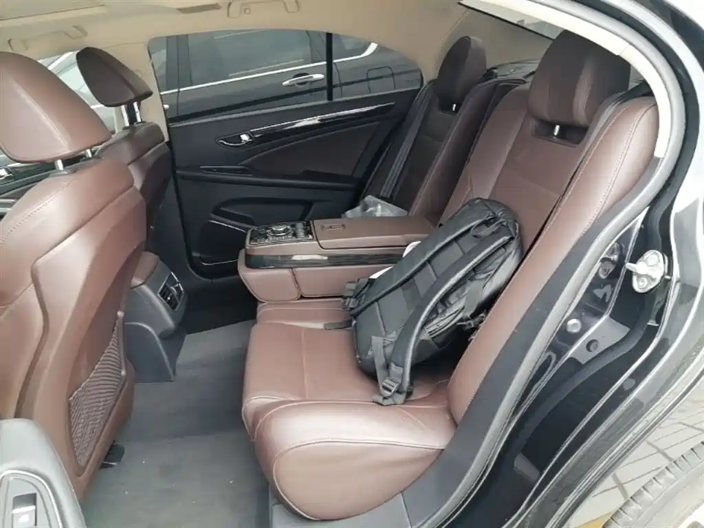 Hongqi H7 2018 2.0T Flagship Edition фото 17