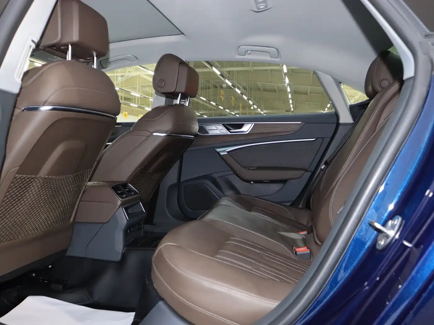 Audi A7L 2022 55 TFSI quattro S-line Zhiyuan Crystal Package фото 12