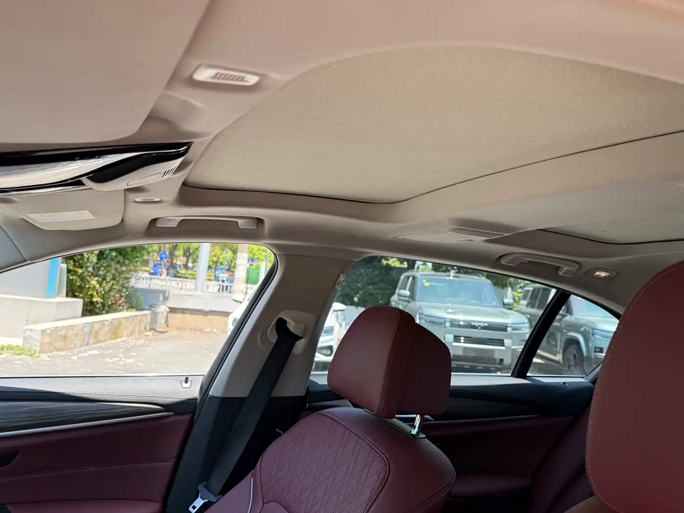 BMW 5 Series 2022 Facelift 530Li Leading M Sport Package фото 9