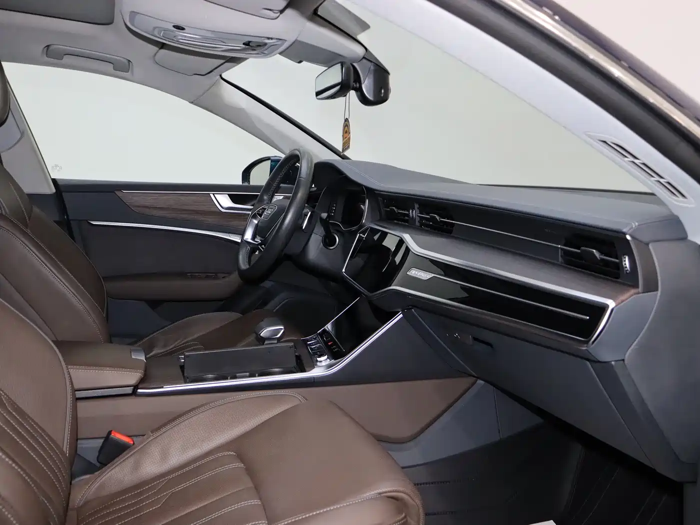 Audi A7L 2022 55 TFSI quattro S-line Zhiyuan Crystal Package фото 10