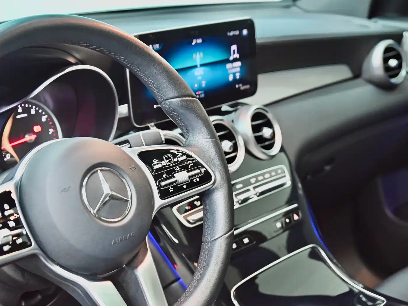 Mercedes-Benz GLC 2020 GLC 260 L 4MATIC Dynamic фото 16