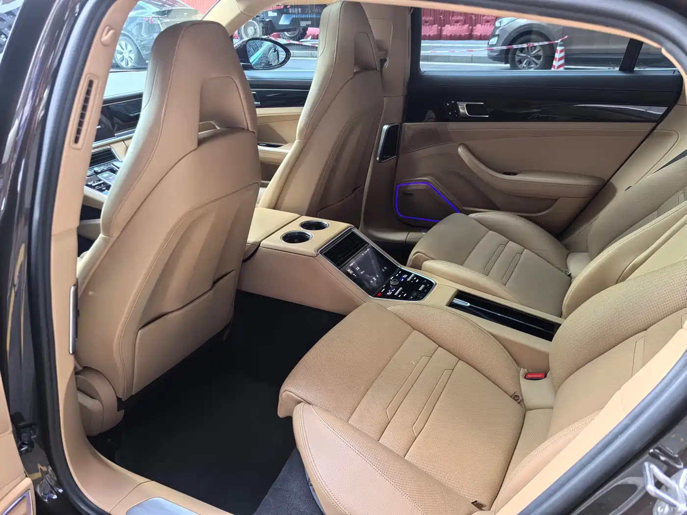 Porsche Panamera фото 26