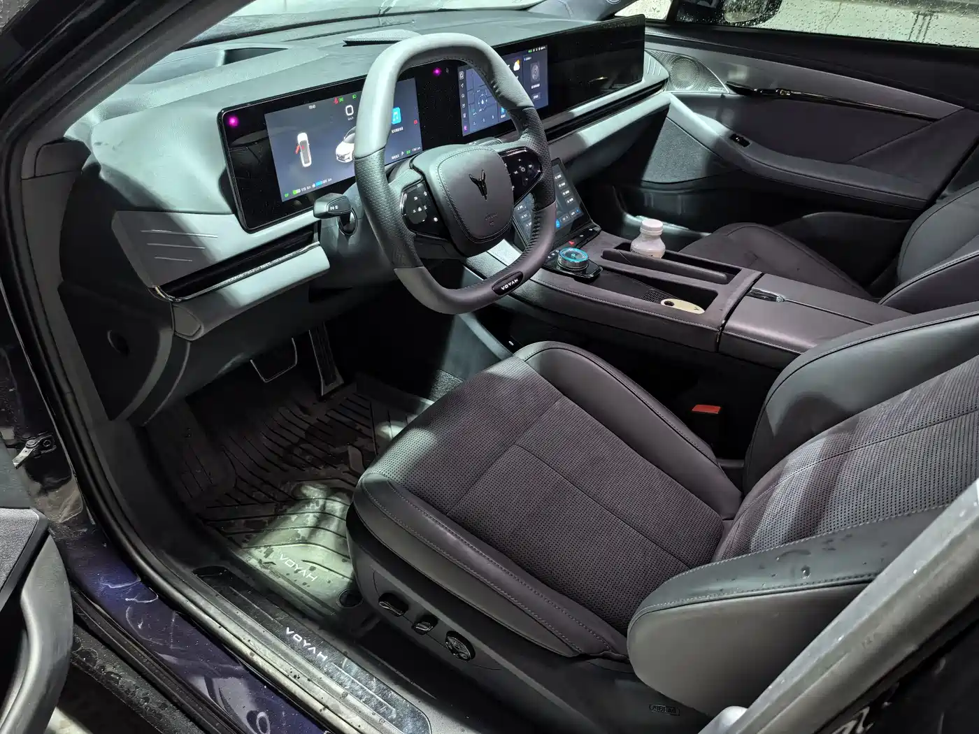 Voyah Auto VOYAH Zhuiguang 2024 PHEV AWD Ultra Long Range Flagship фото 6