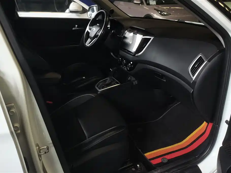 Hyundai Beijing Hyundai ix25 2017 1.6L Automatic Smart Edition фото 8