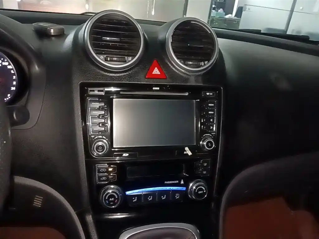 Haval H6 2017 Classic 1.5T Manual 2WD Urban Edition фото 13