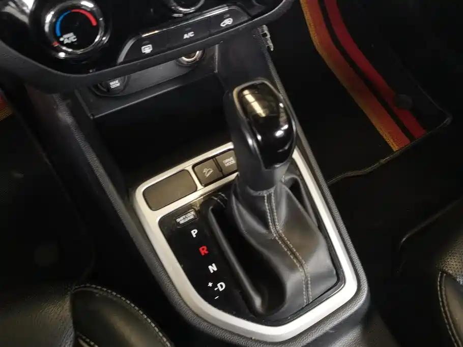 Hyundai Beijing Hyundai ix25 2017 1.6L Automatic Smart Edition фото 16