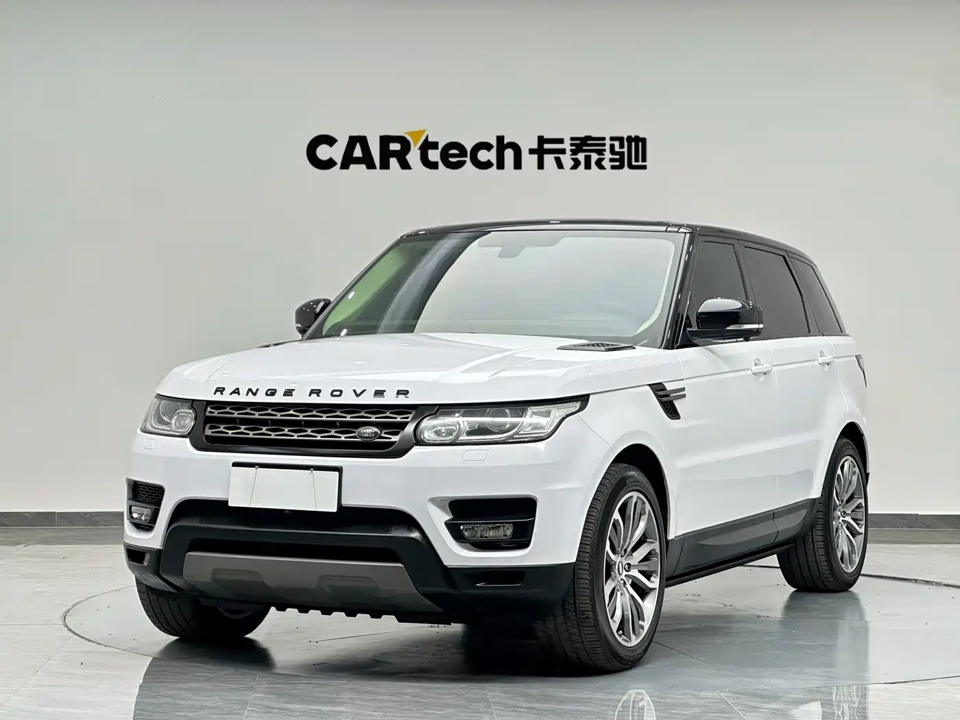 Land Rover Range Rover Sport 2016 Model 3.0 SC V6 SE