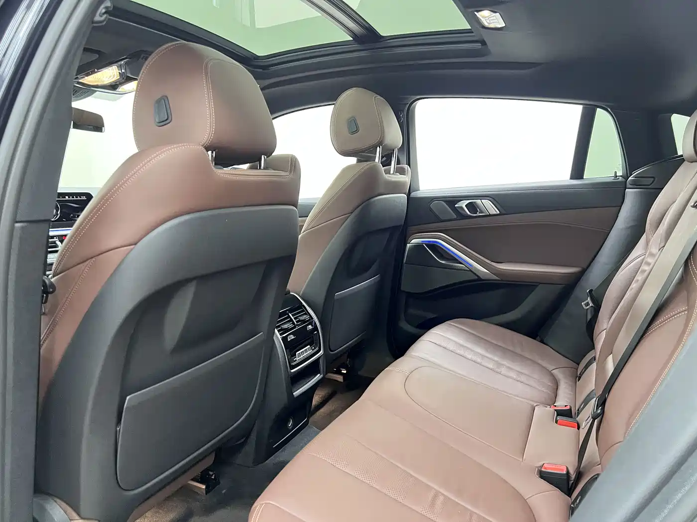 BMW X6 2021 xDrive40i M Sport Package фото 29