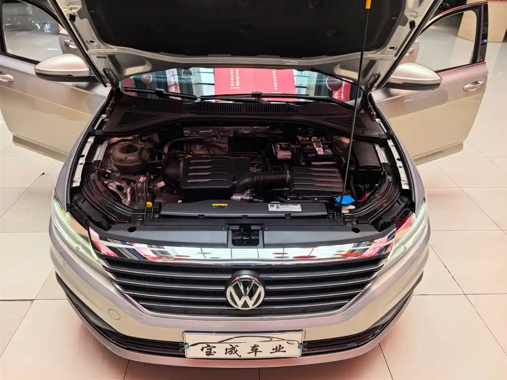 Volkswagen Lavida 2019 1.5L Automatic Comfort Edition China VI фото 17