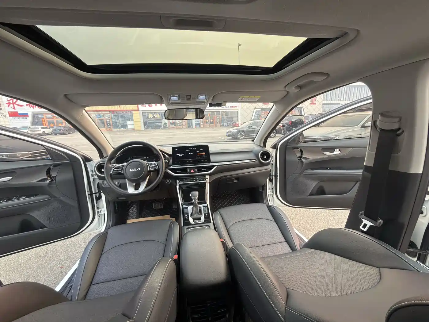 Kia K3 2021 Facelift 1.5L CVT Fashion Edition фото 13