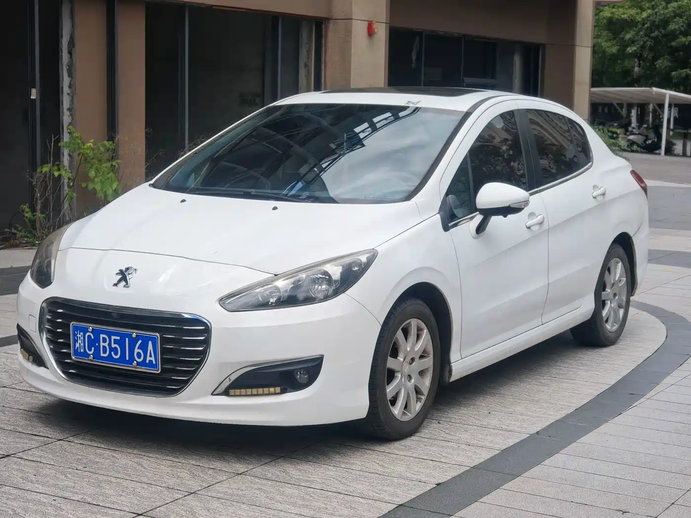 Peugeot 308 2012 2012 1.6L Automatic Trend Type
