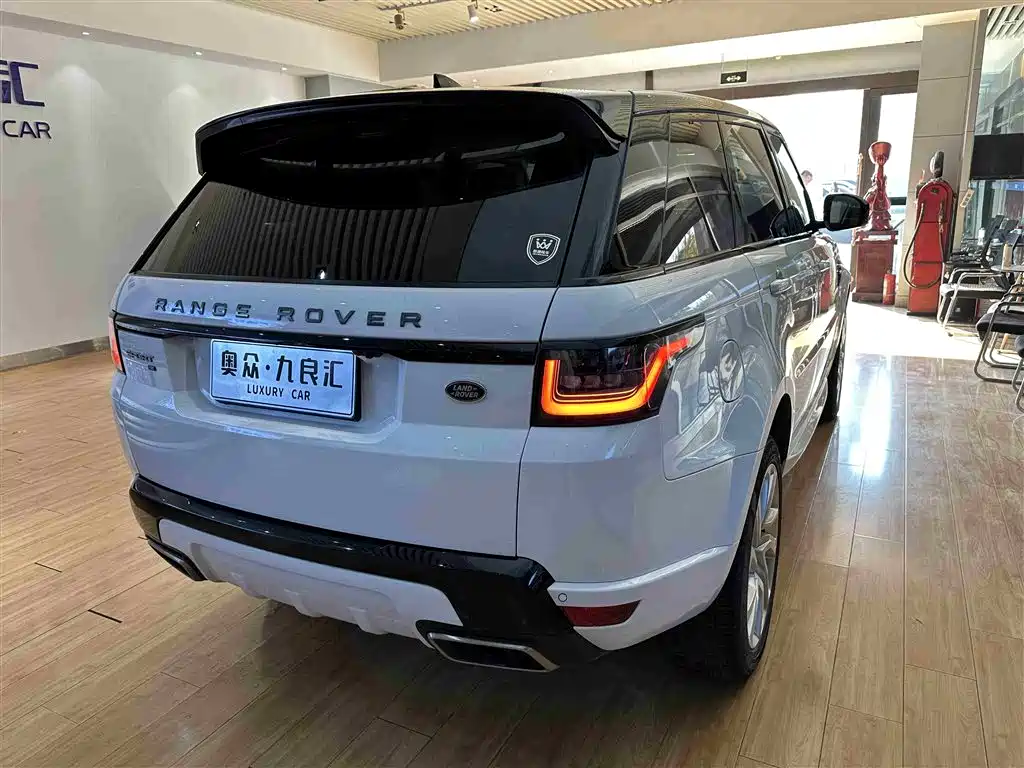 Land Rover Range Rover Sport 2020 3.0 L6 HSE DYNAMIC фото 12