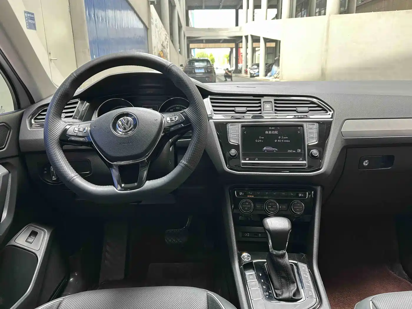 Volkswagen Tiguan L 2017 330TSI Automatic 2WD Flagship Edition фото 5