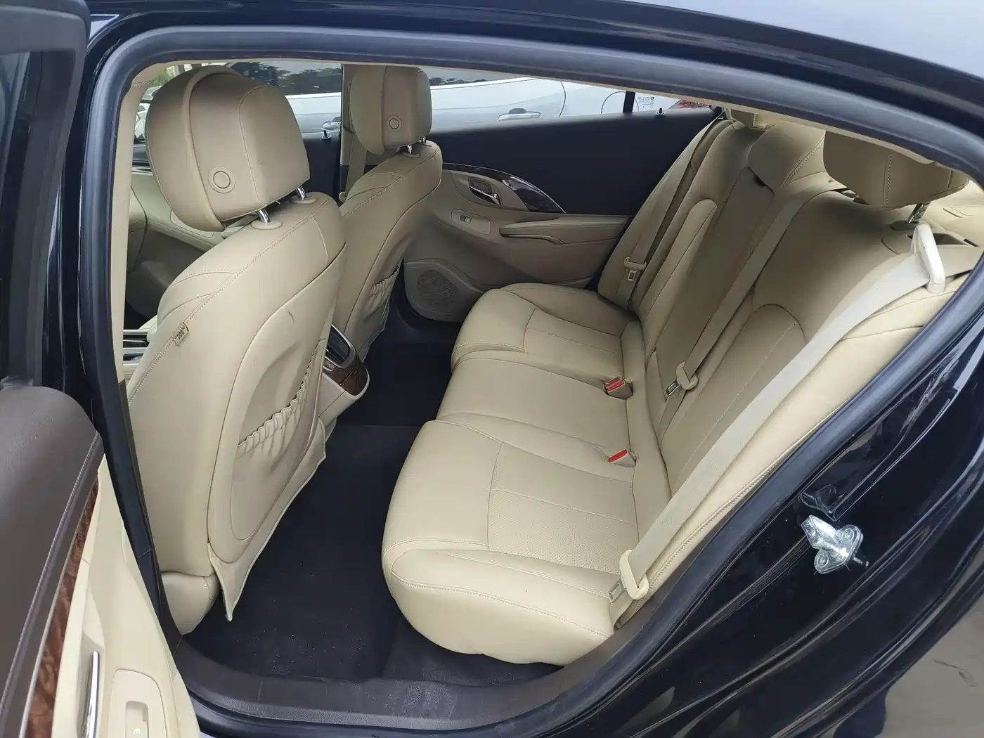 Фото 9 - Buick LaCrosse