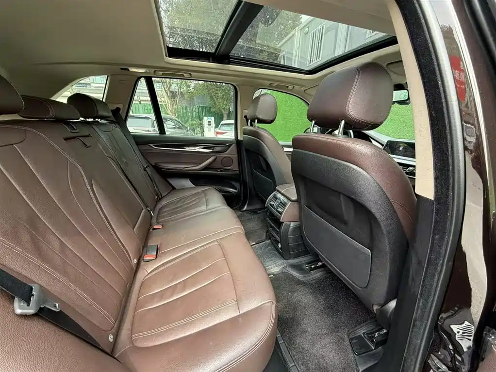 BMW X5 (Import) 2017 xDrive28i фото 13