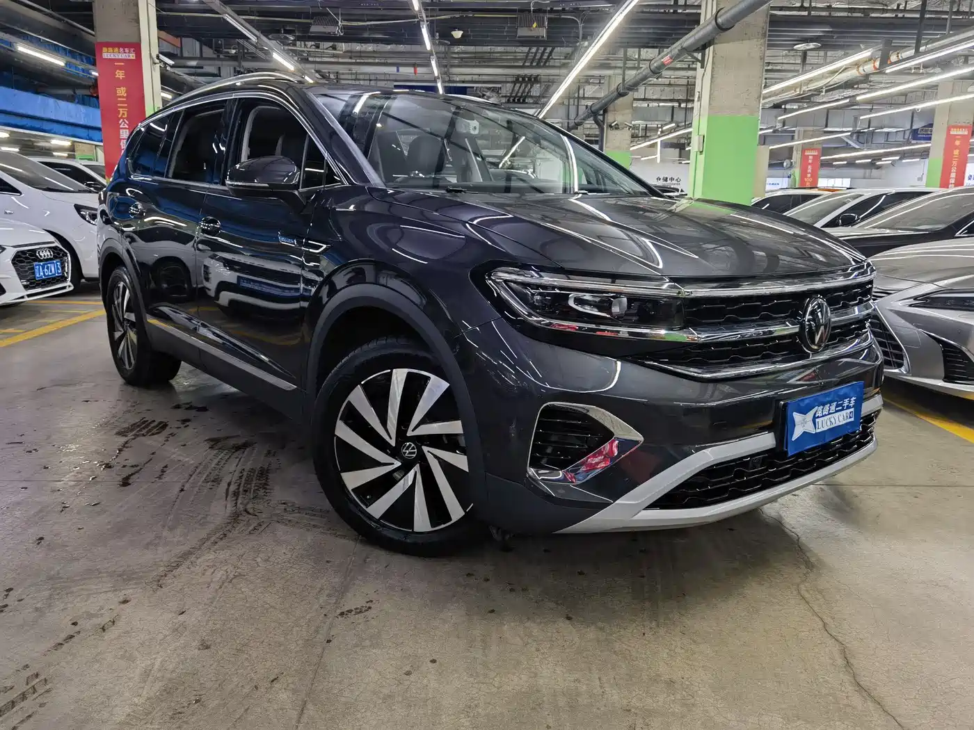 Volkswagen Talagon 2022 380TSI 4WD Luxury Premium Pro Edition 6-seater фото 3