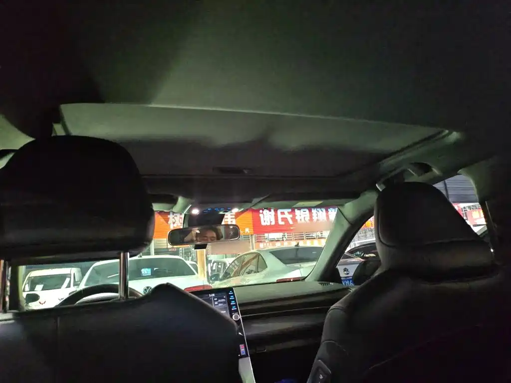 Toyota Avalon 2021 2.5L Luxury Edition фото 11