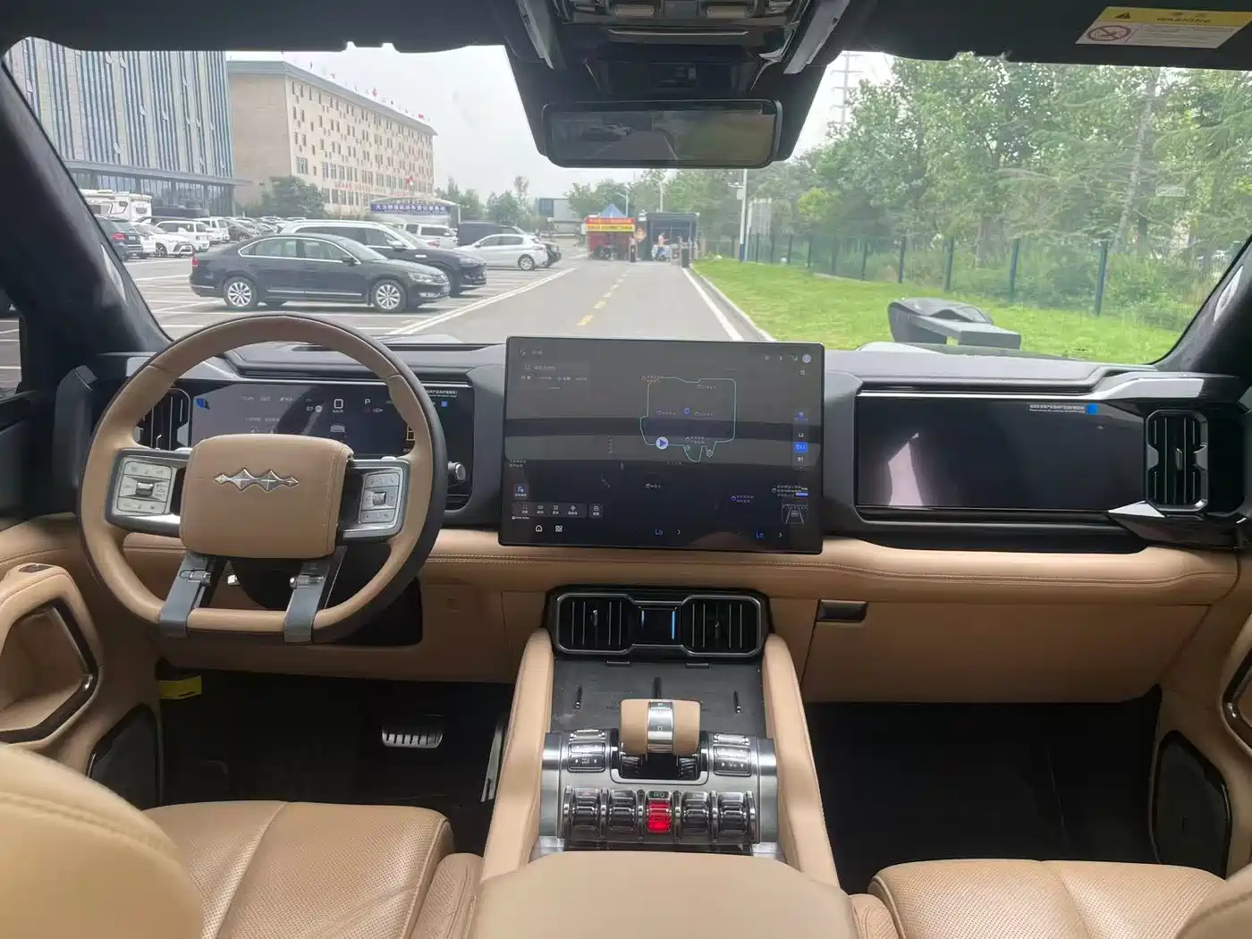 Fang Cheng Bao Leopard 8 2025 Zhiyong Flagship 7-Seater фото 7