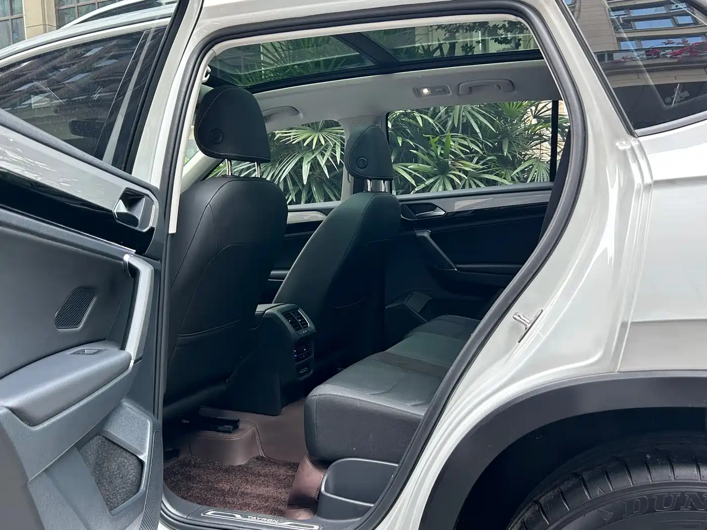 Volkswagen Tayron 2022 330TSI 2WD Luxury Smart Connect Plus фото 9