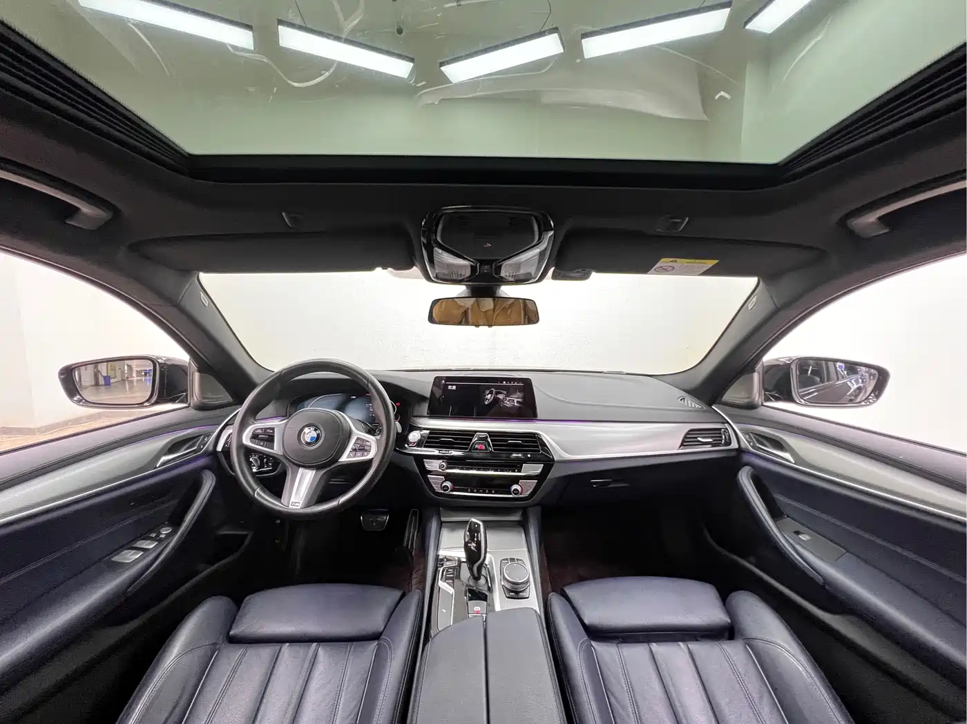 BMW 5 Series (Import) 2020 Model 525i M Sport Package фото 15