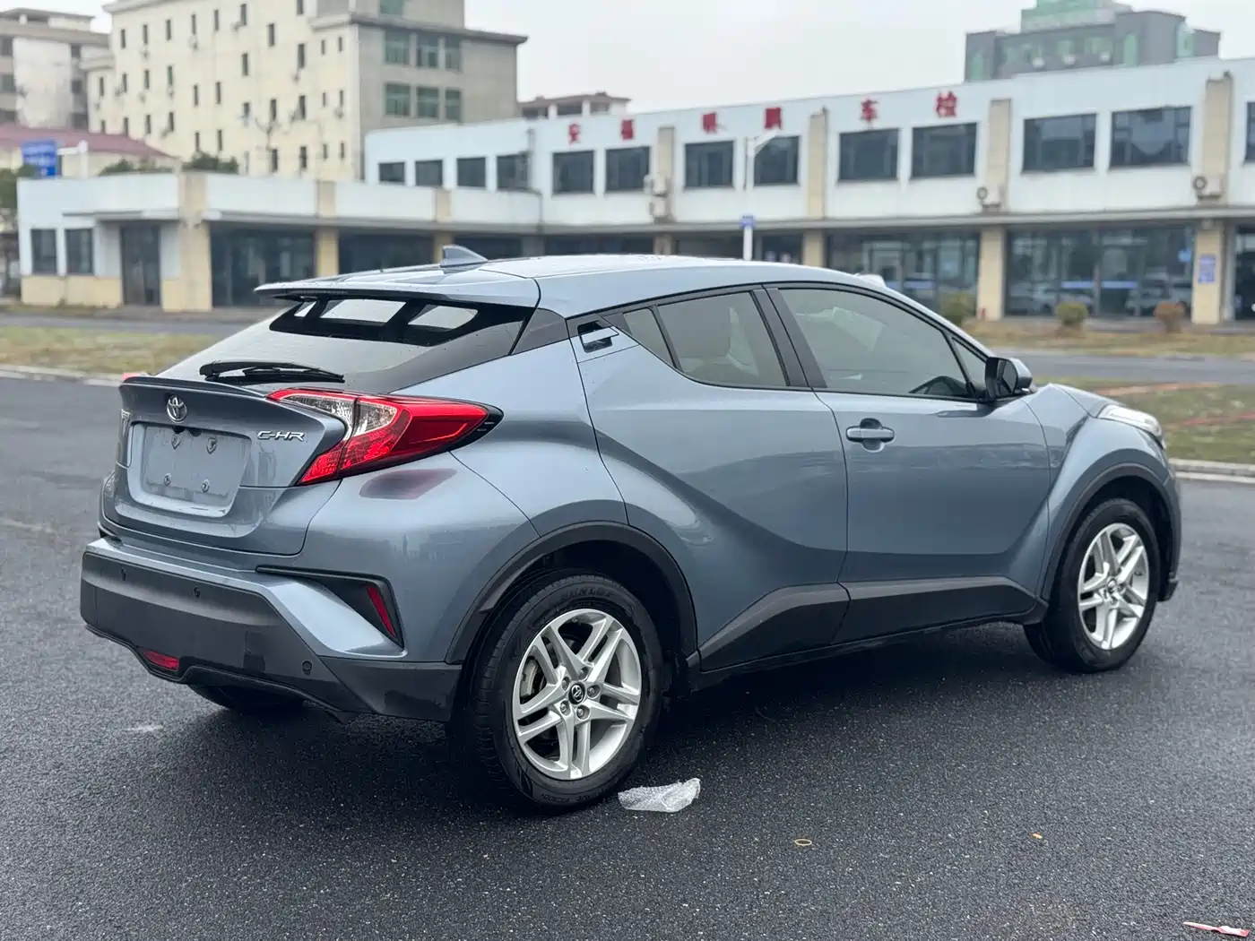 Toyota C-HR 2021 2.0L Comfort Edition фото 5