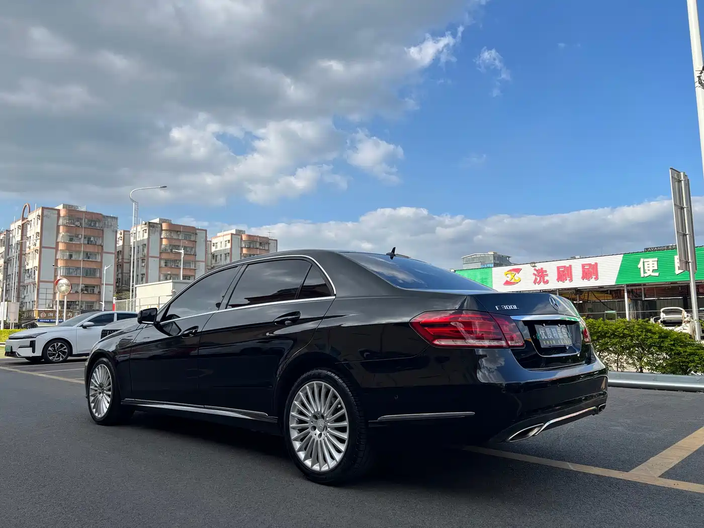 Mercedes-Benz E-Class 2015 E 260 L фото 6