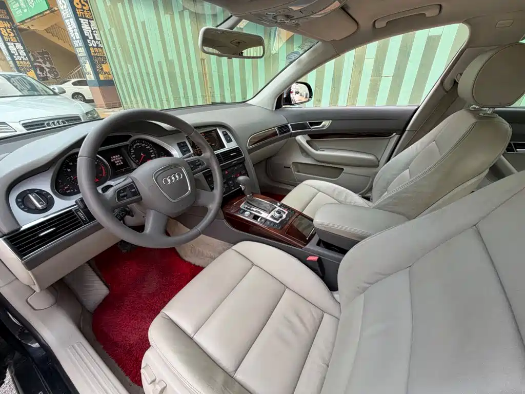 Фото 3 - Audi A6L