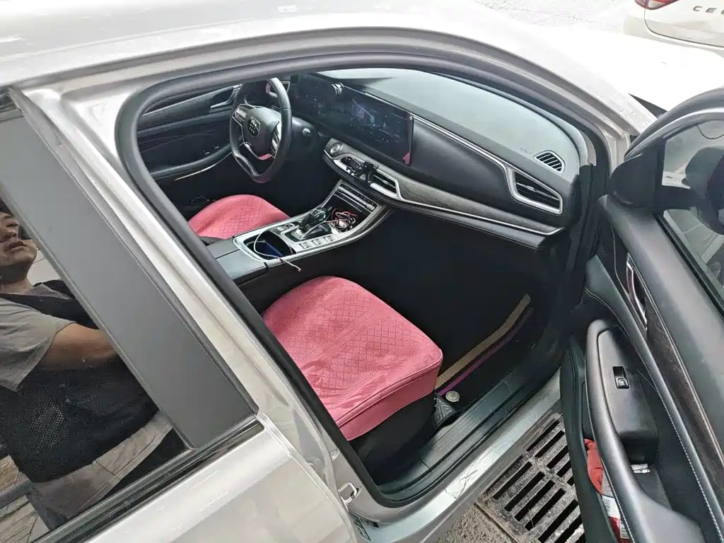 Landian E5 2024 2023 1.5L DE-i 100KM Enjoyment 7-seater