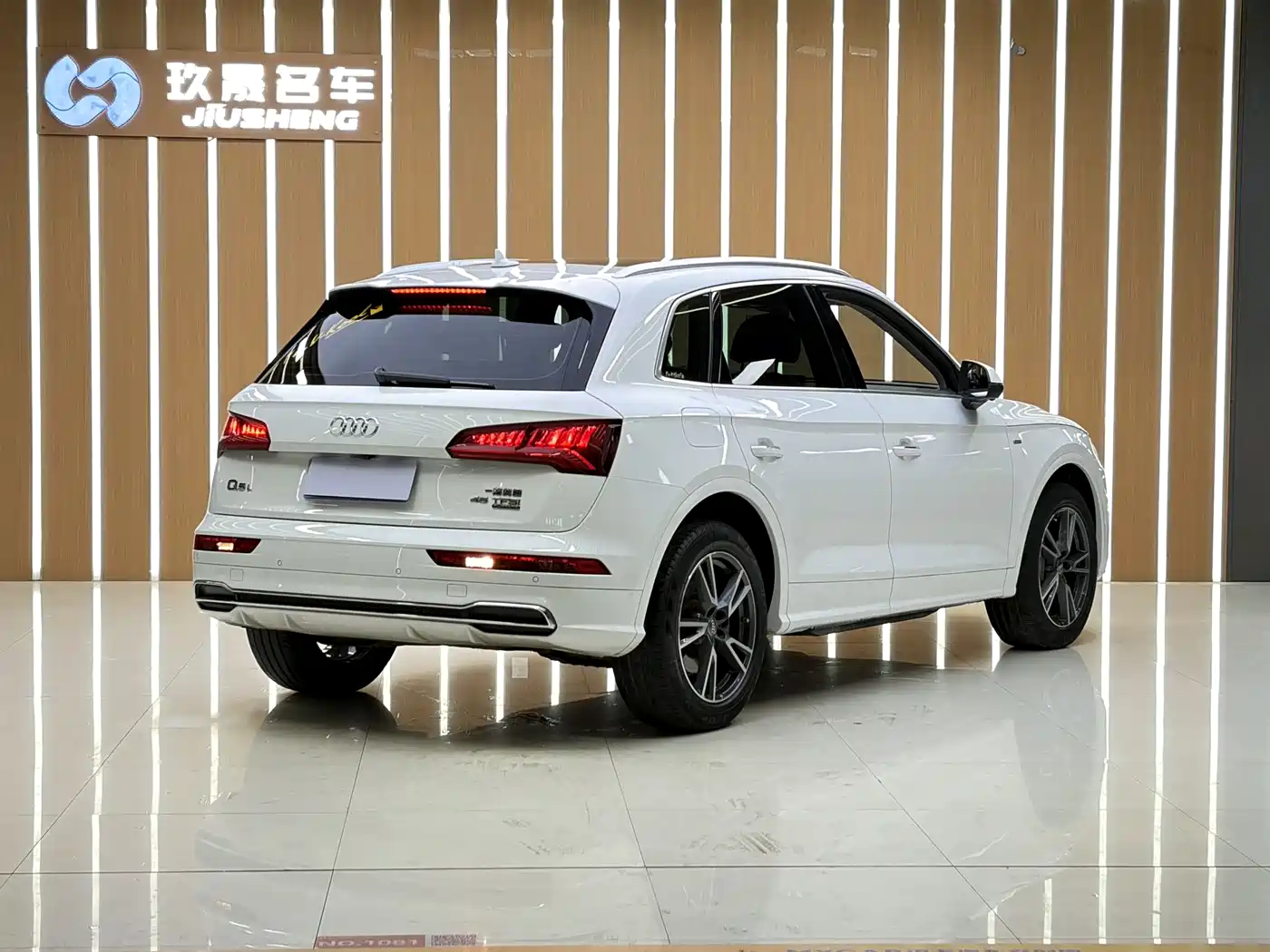 Audi Q5L 2018 45 TFSI Exclusive Fashion China VI фото 4
