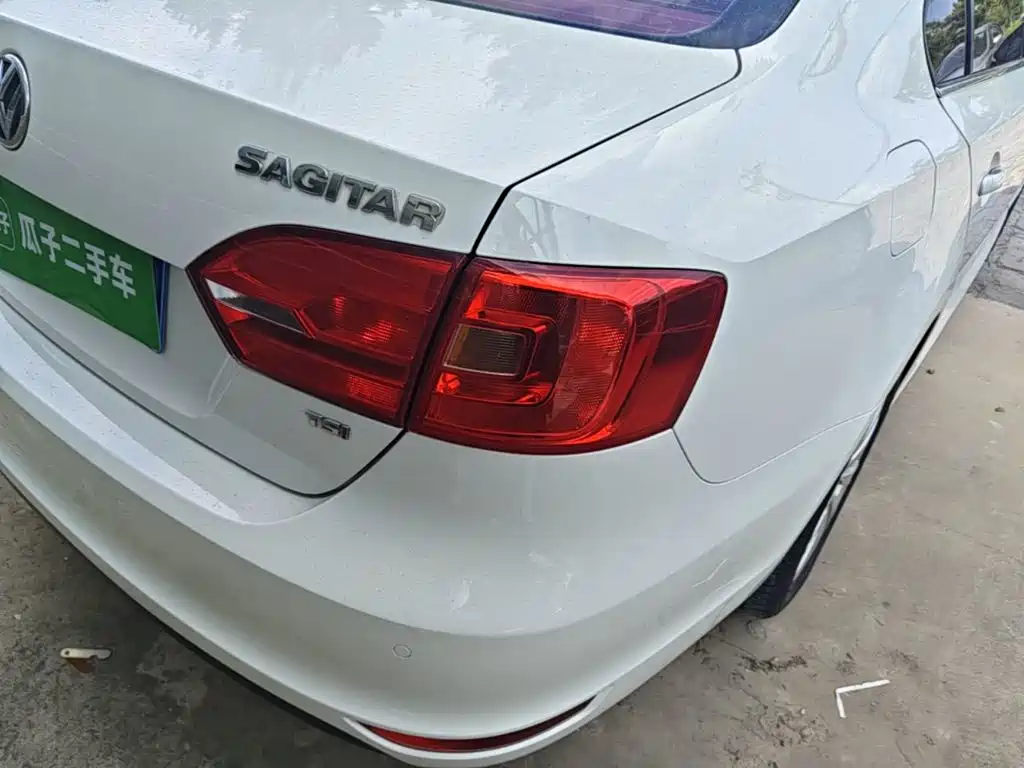 Фото 8 - Volkswagen Sagitar