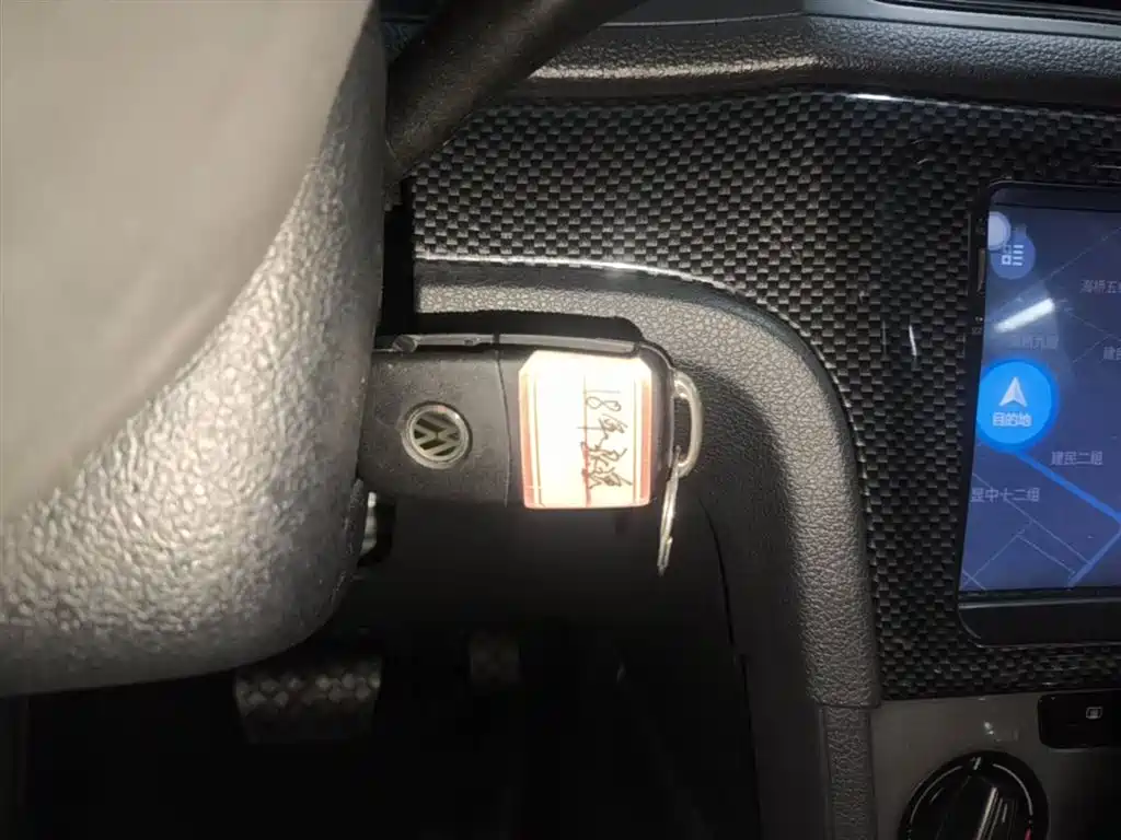 Volkswagen Lavida 2017 1.6L Automatic Comfort Edition фото 9