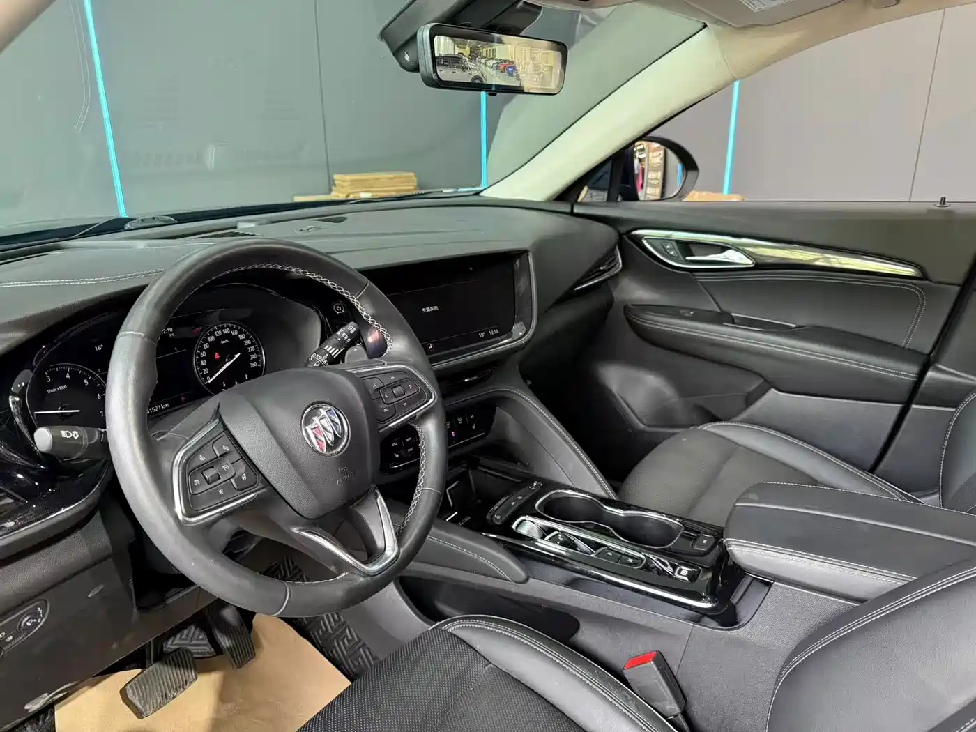 Buick Envision Plus 2023 2022 Enclave Plus 652T 5-Seater Luxury
