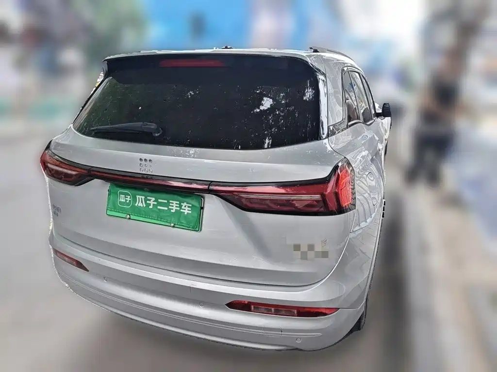 Landian E5 2024 2023 1.5L DE-i 100KM Enjoyment 7-seater