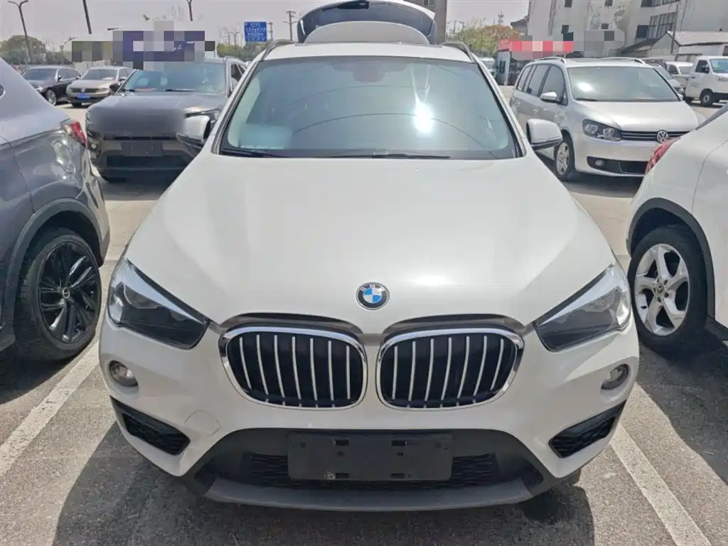 BMW X1 2019 sDrive18Li Fashion Model фото 3