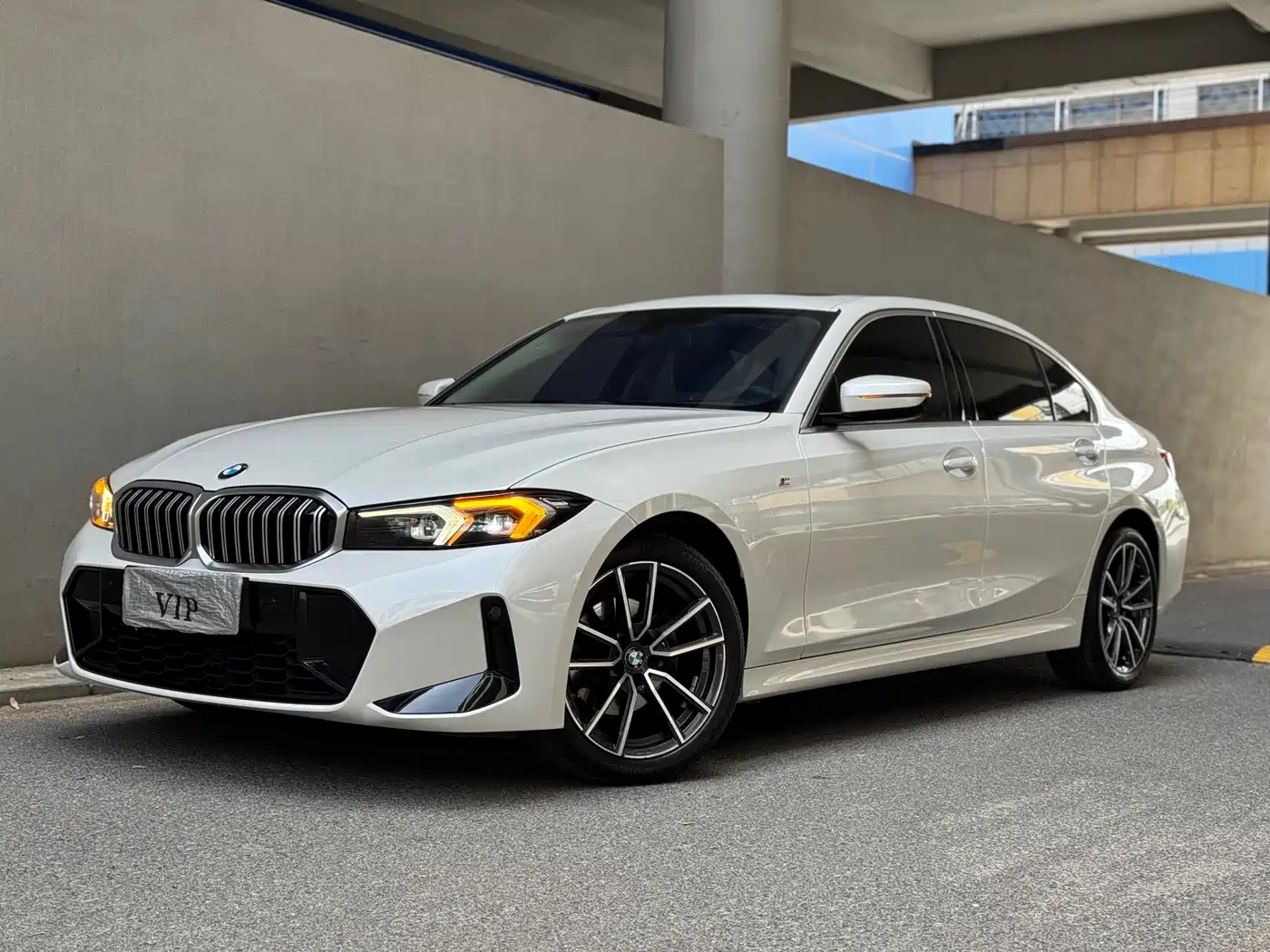 BMW 3 Series 2023 320Li M Sport Package